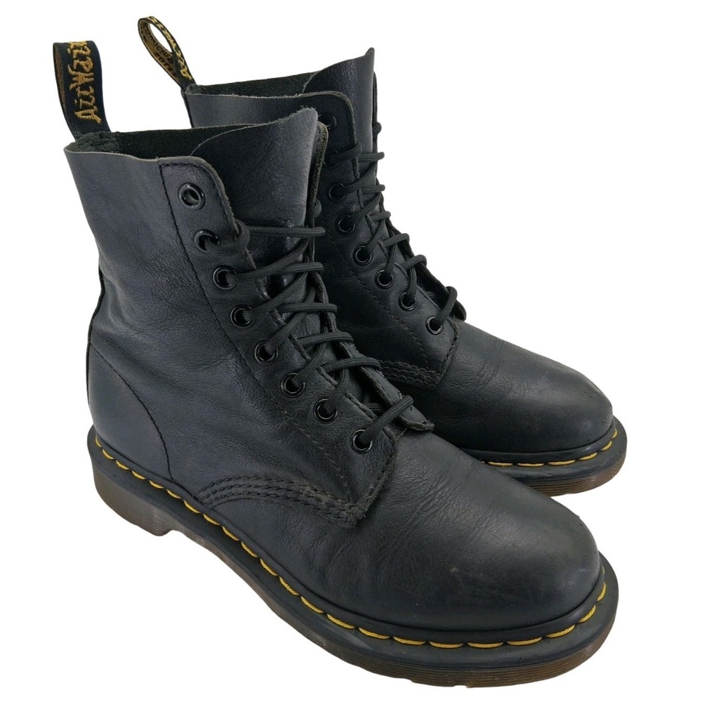 Dr. Martens Boots Womens Size 7 38 Black Leather Lace Up Combat Ankle AirWair